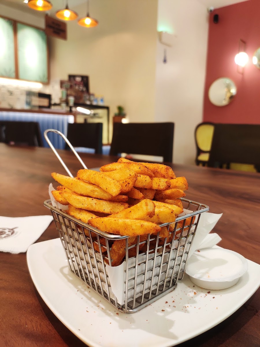 Love & Latte CBD Belapur - 3