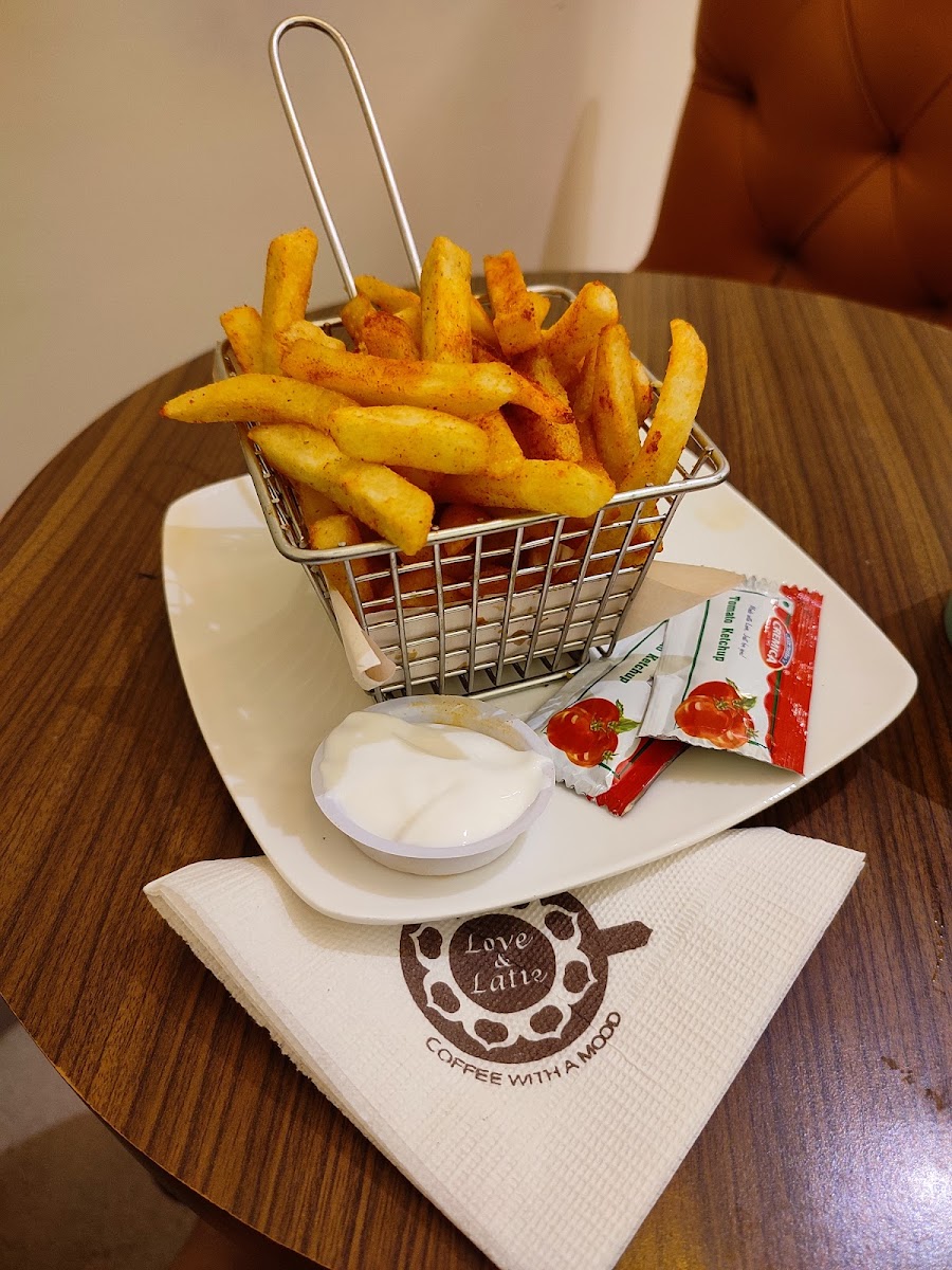 Love & Latte CBD Belapur - 6