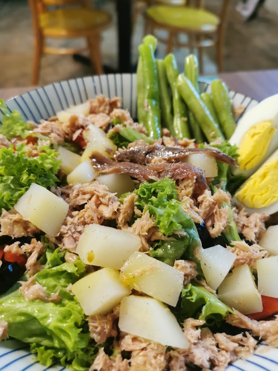 Mamma Cafe & Bistro - 9