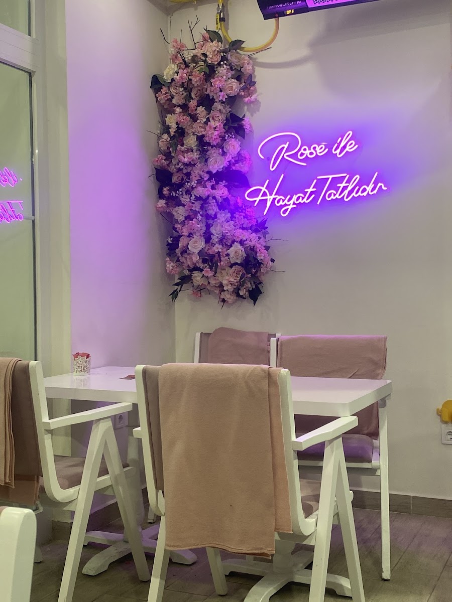 Rose Cafe Çınarcık