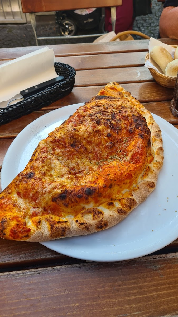 Suß & Salzig - Cafe Eisdiele Deli - 8