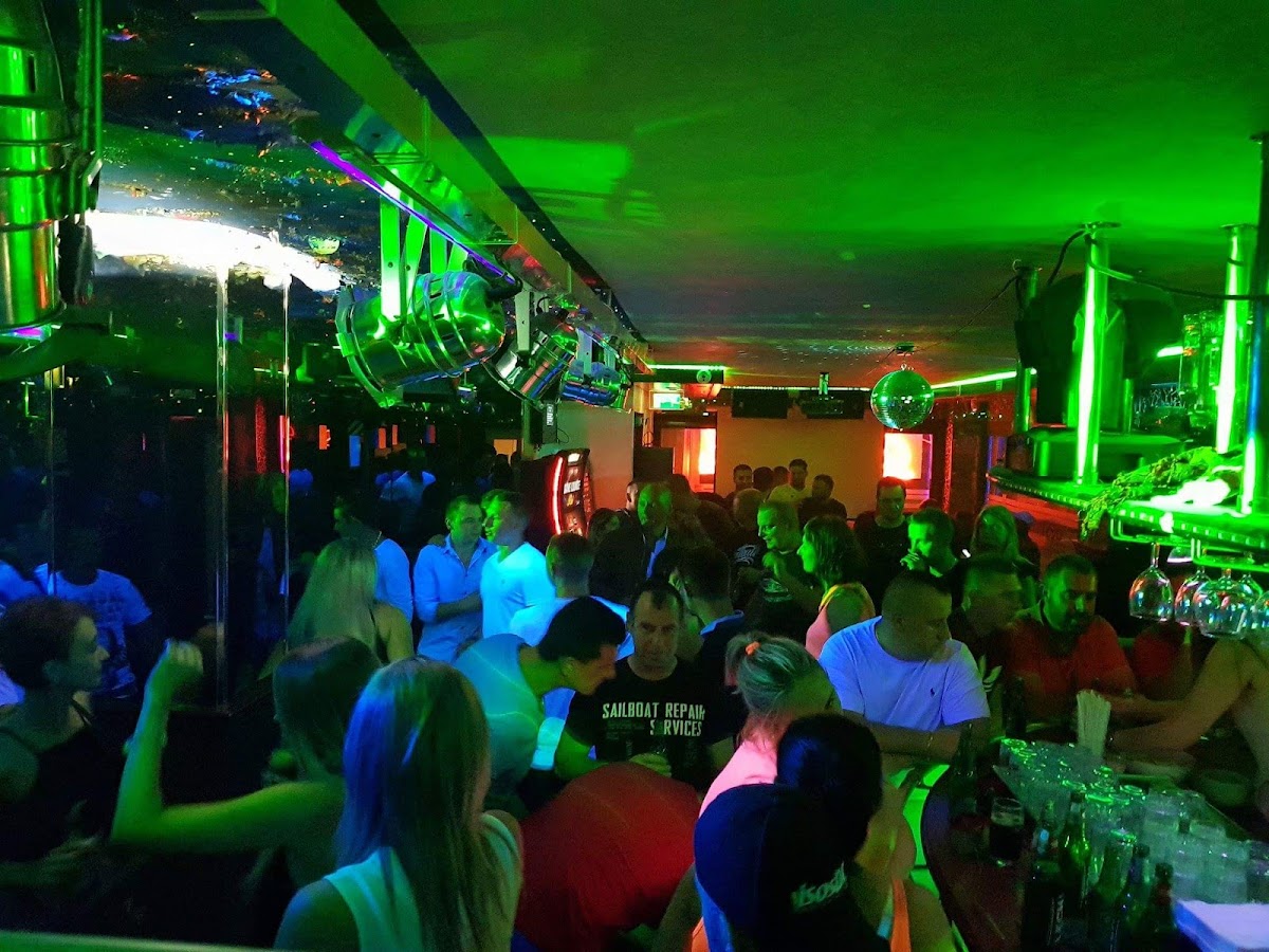 Café-Bar Destina - 2