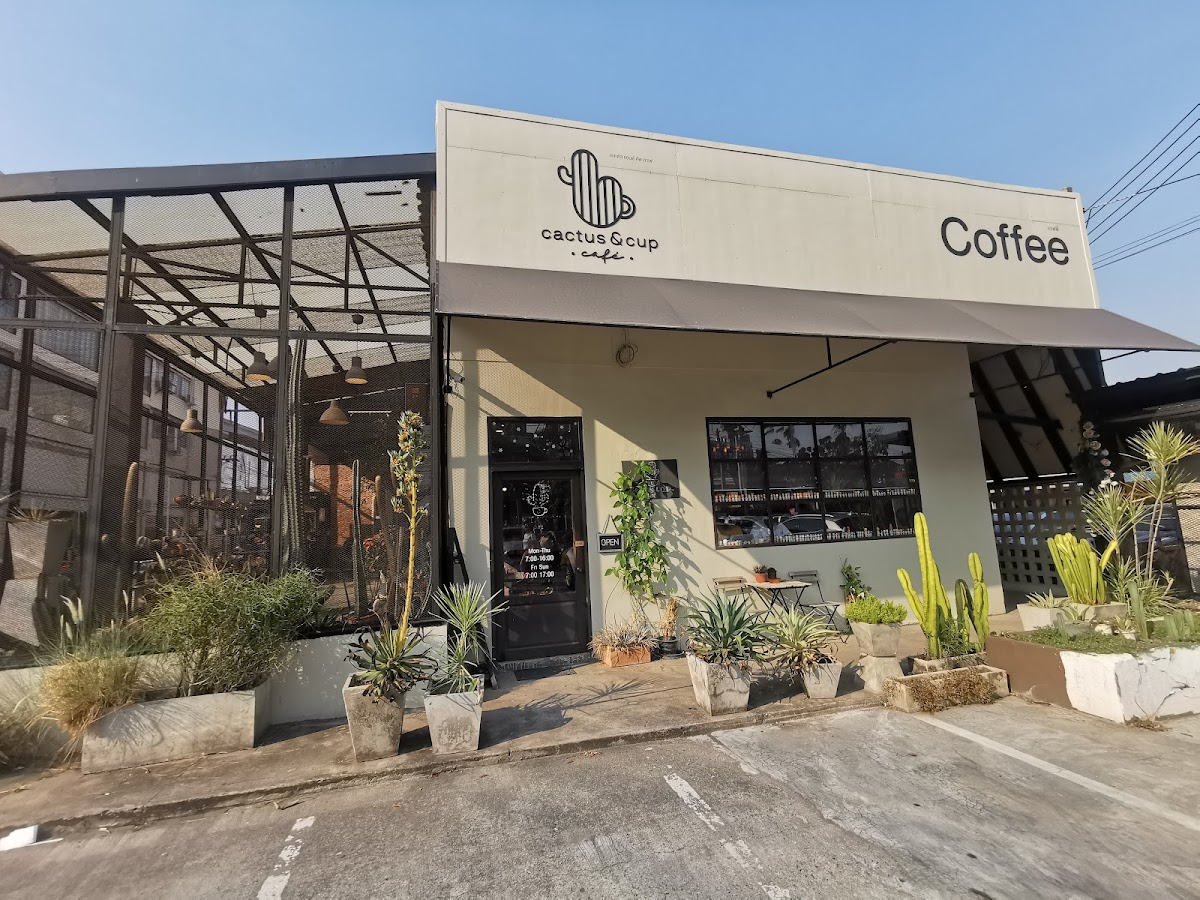 Same Cafe (former CACTUS CAFE)