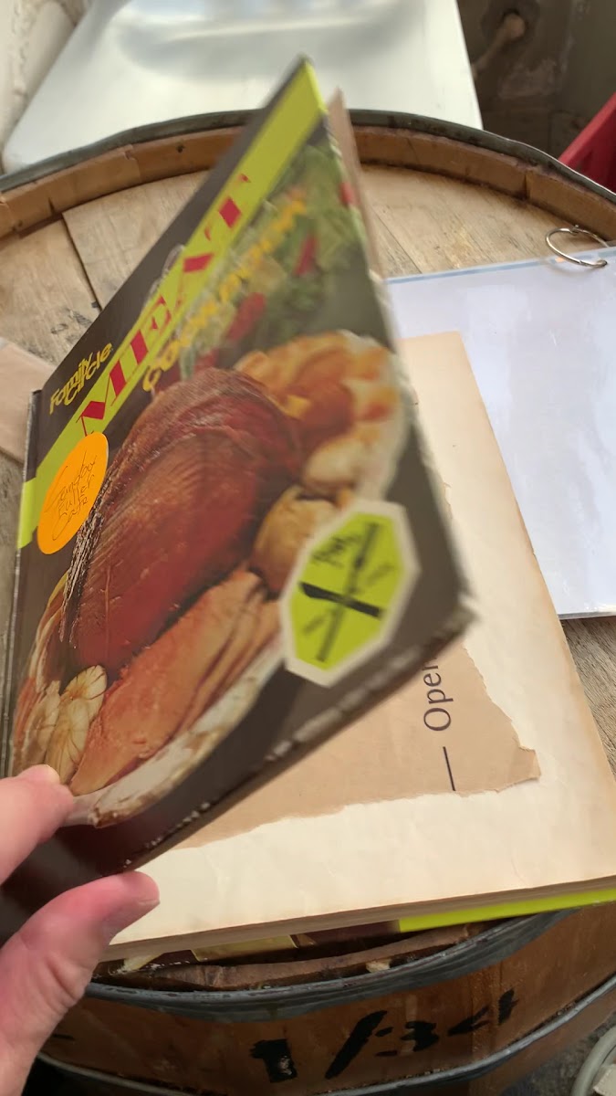 SUNDAY FULLER CAFE - 2