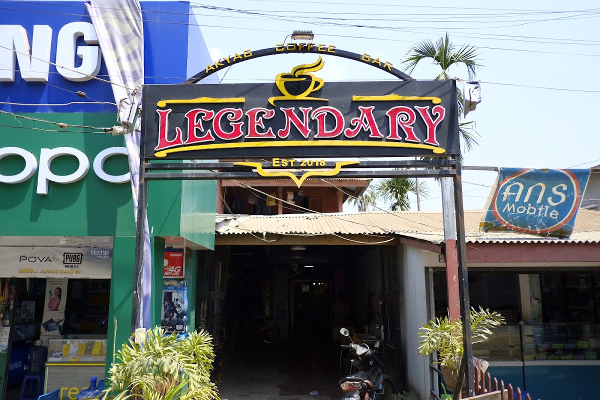 CAFE LEGENDARY