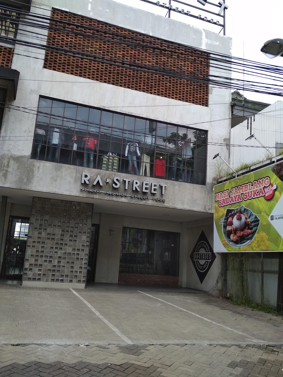 RA Street - 4