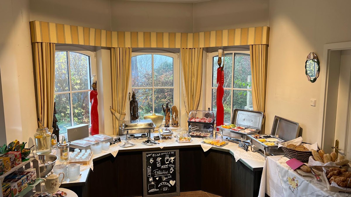 Café u. Galerie am Schlossgarten ( Tati´s Schlössle)