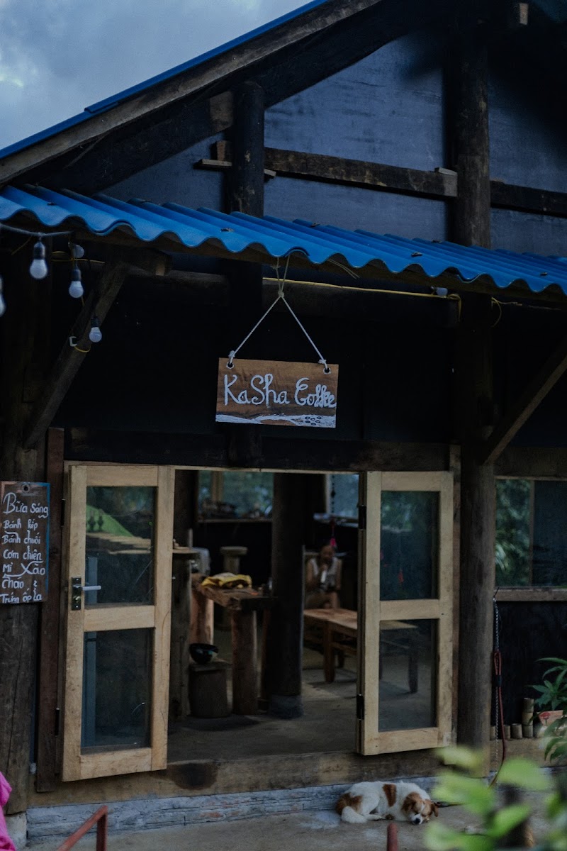 TIỆM CÀ PHÊ KA SHA