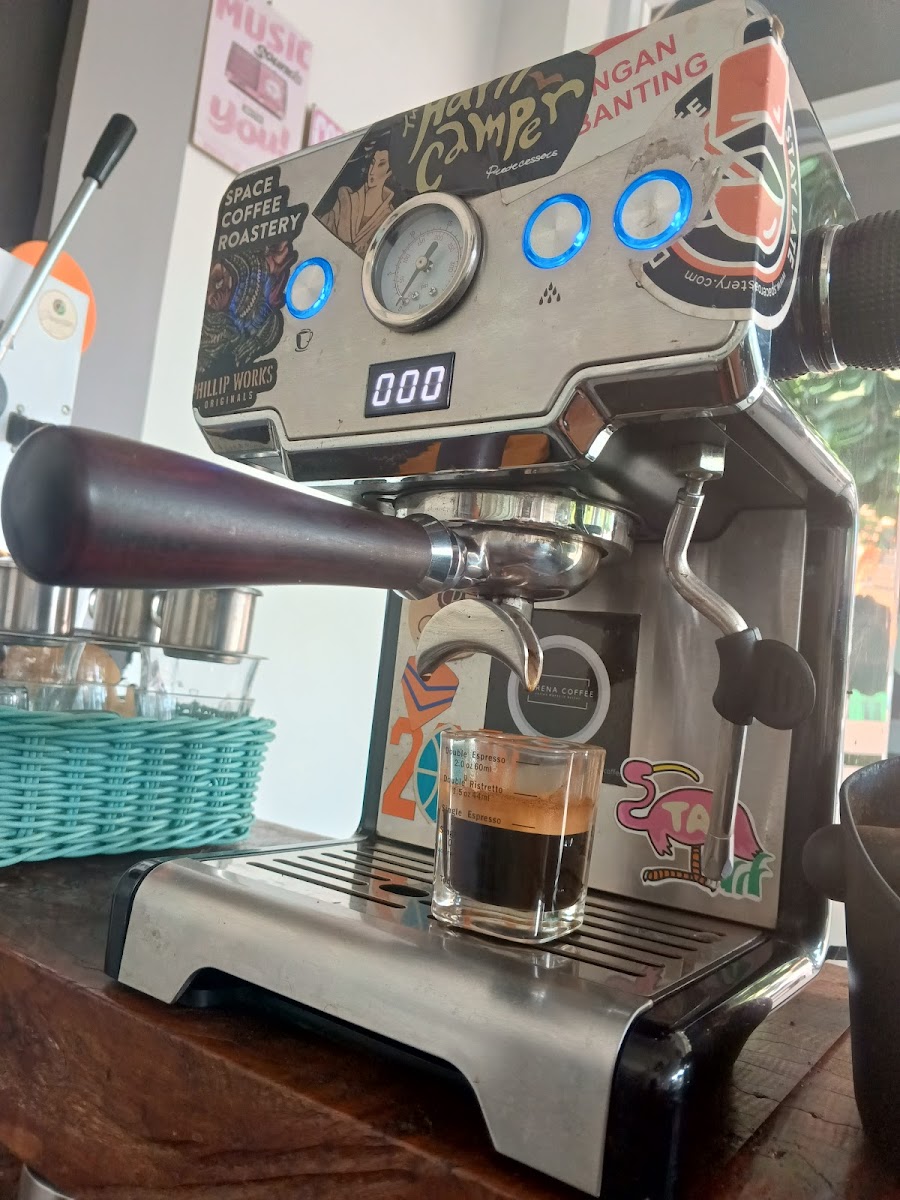 Penantian Cafe & Resto - 2