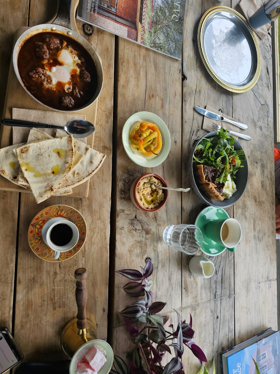 Ollies Cafe & Grocer - 8