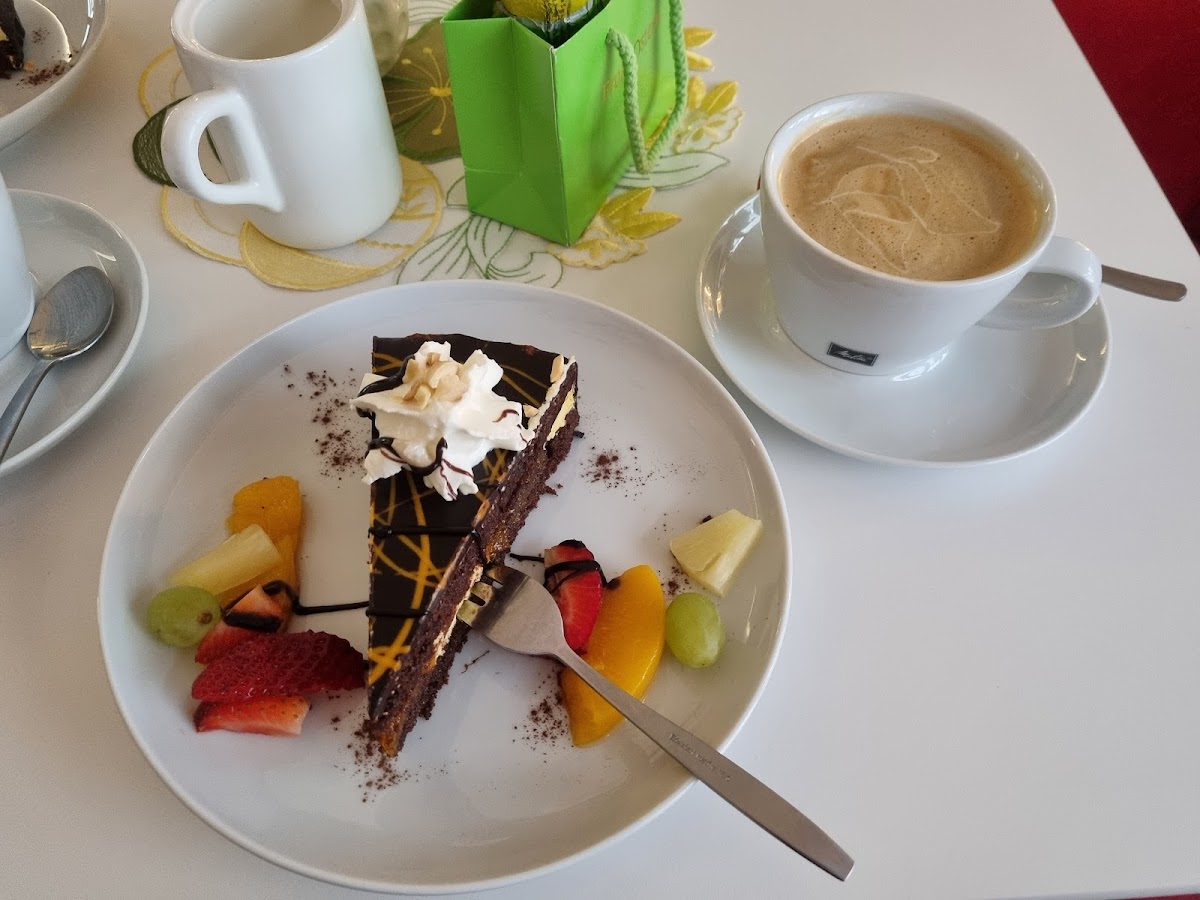 Wunderlich's Käfer Cafe - 4