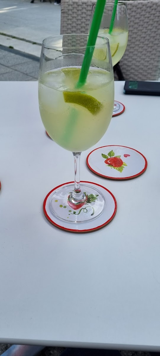 Wunderlich's Käfer Cafe - 6