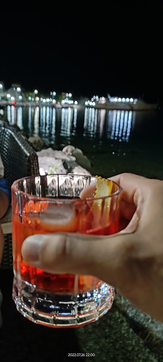 Paralos Coffee & Cocktail Bar - 5