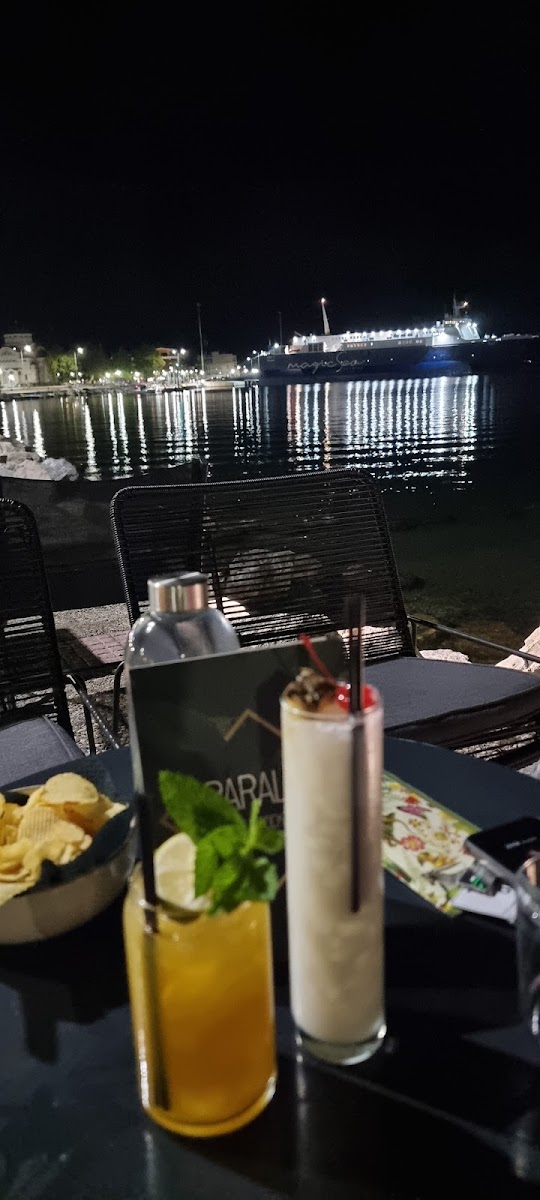 Paralos Coffee & Cocktail Bar - 6