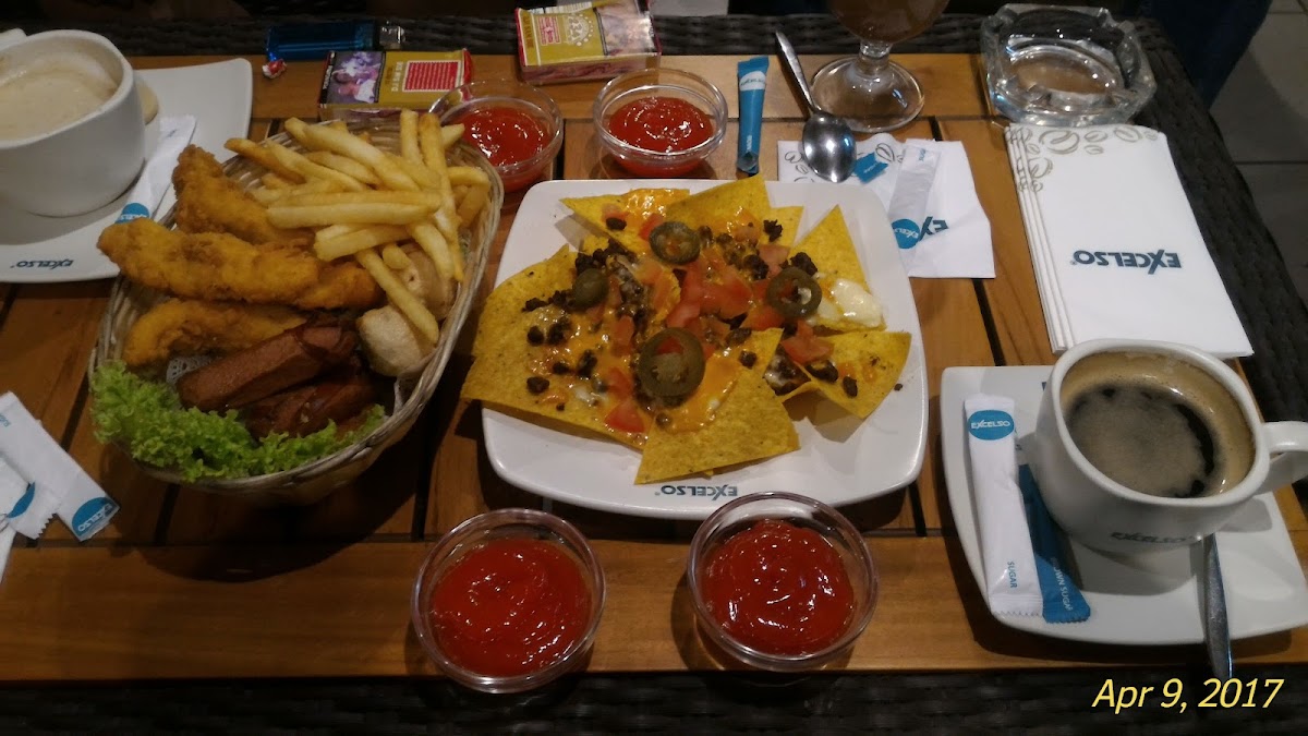 Excelso Cafe - 7