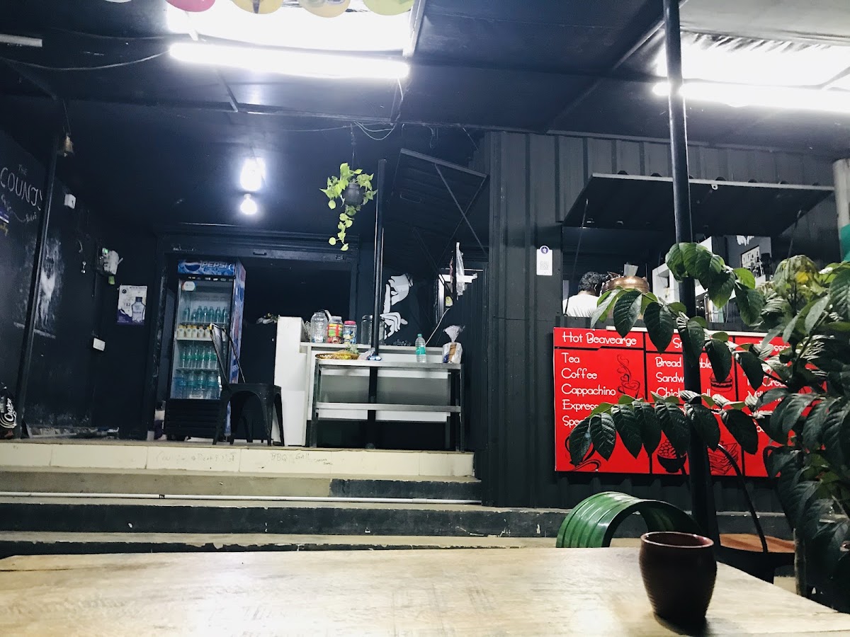 COUNTY CAFE - 3