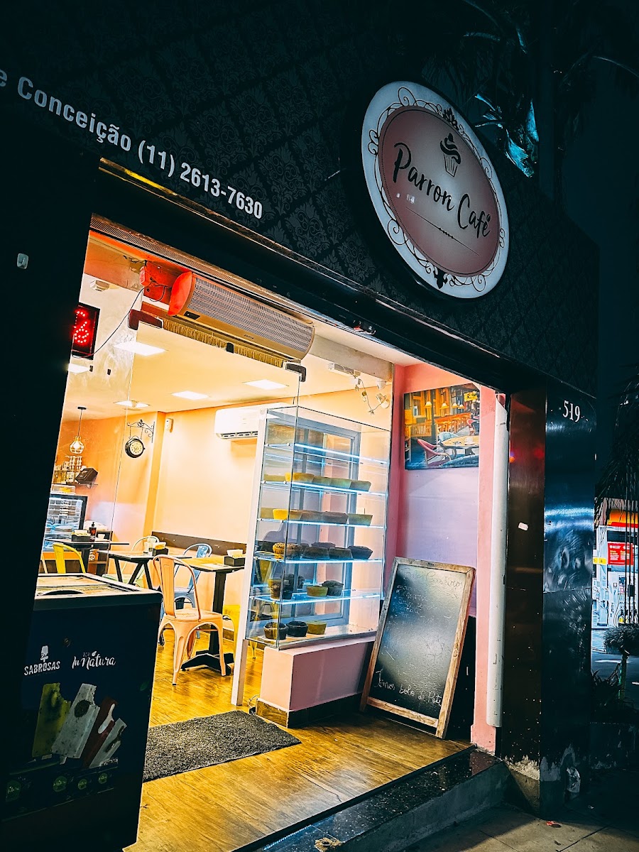 Parron Café - Bolos e Tortas