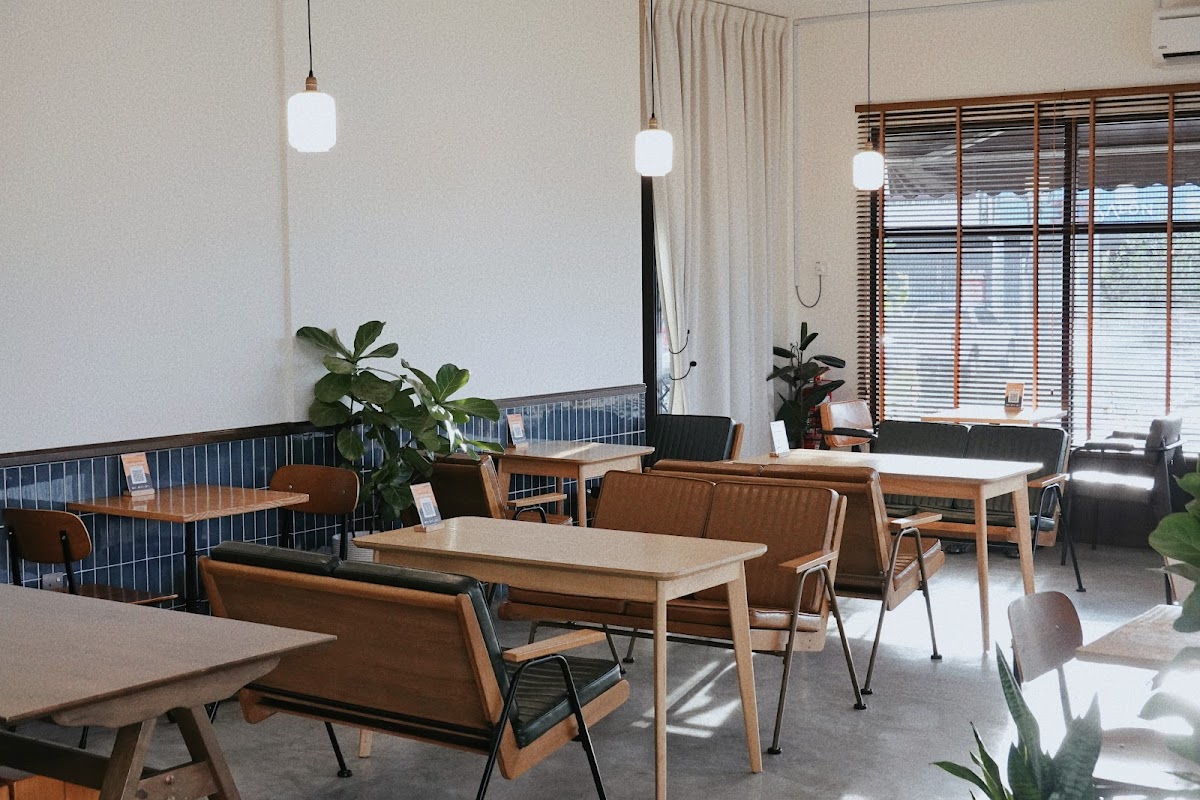 ABH | Ao Ber Hang 後尾巷