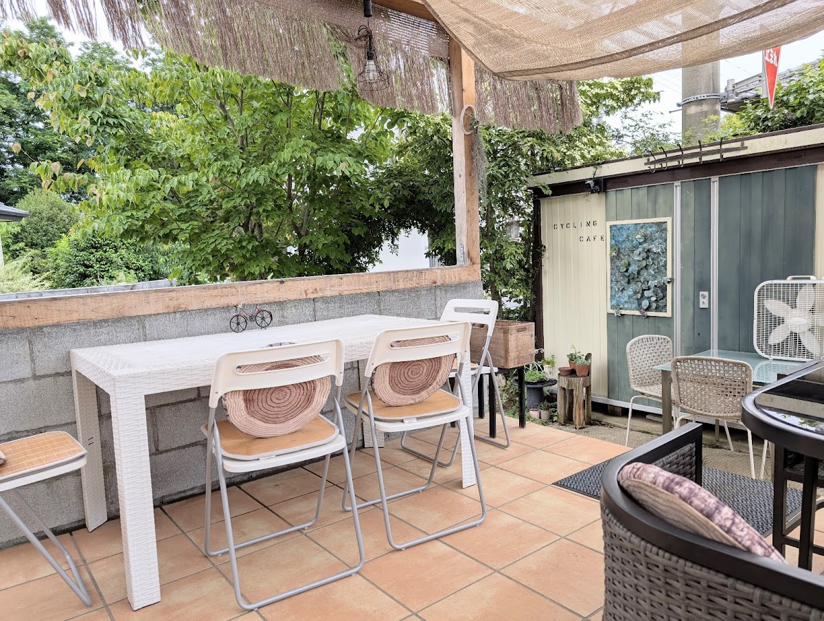 Cycling cafe Chari-Gun