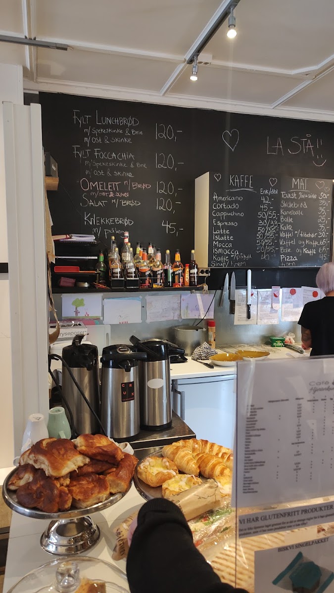 Cafe' Hjerterknekten - 4