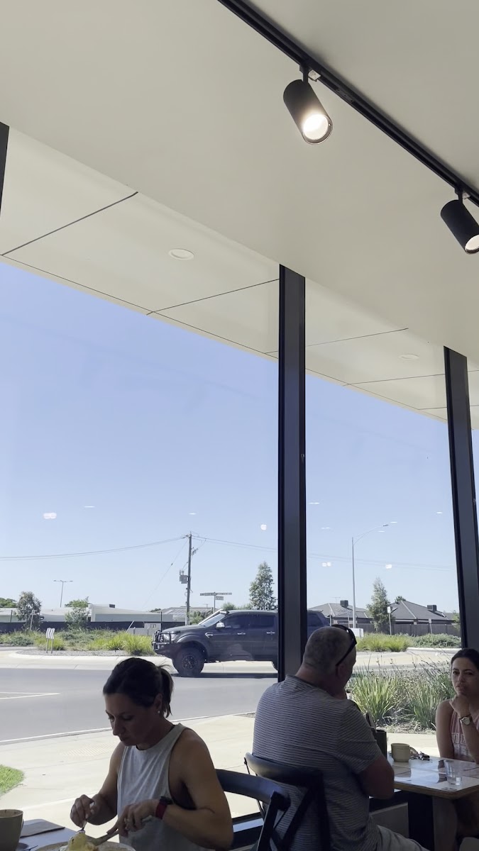 Skinny Dippers Cafe - 2