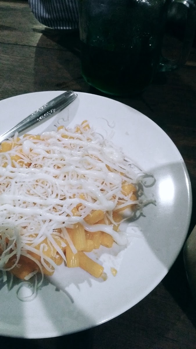 Lunar Caffe & Resto - 6