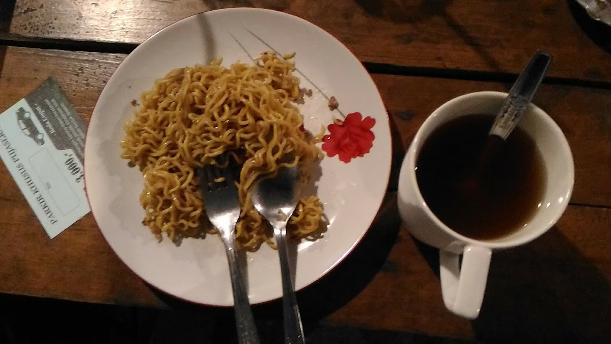Lunar Caffe & Resto - 8