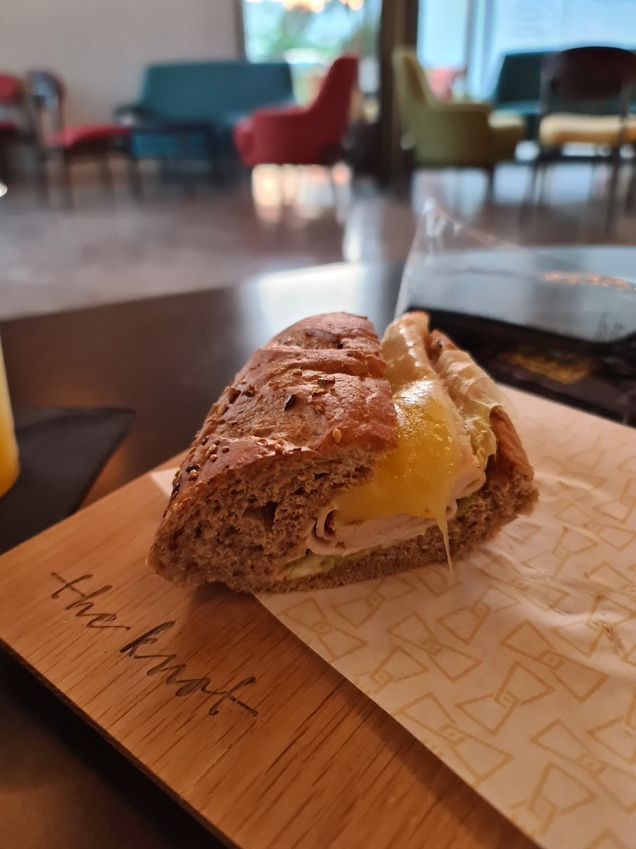 The Knot Coffee Bar - 9