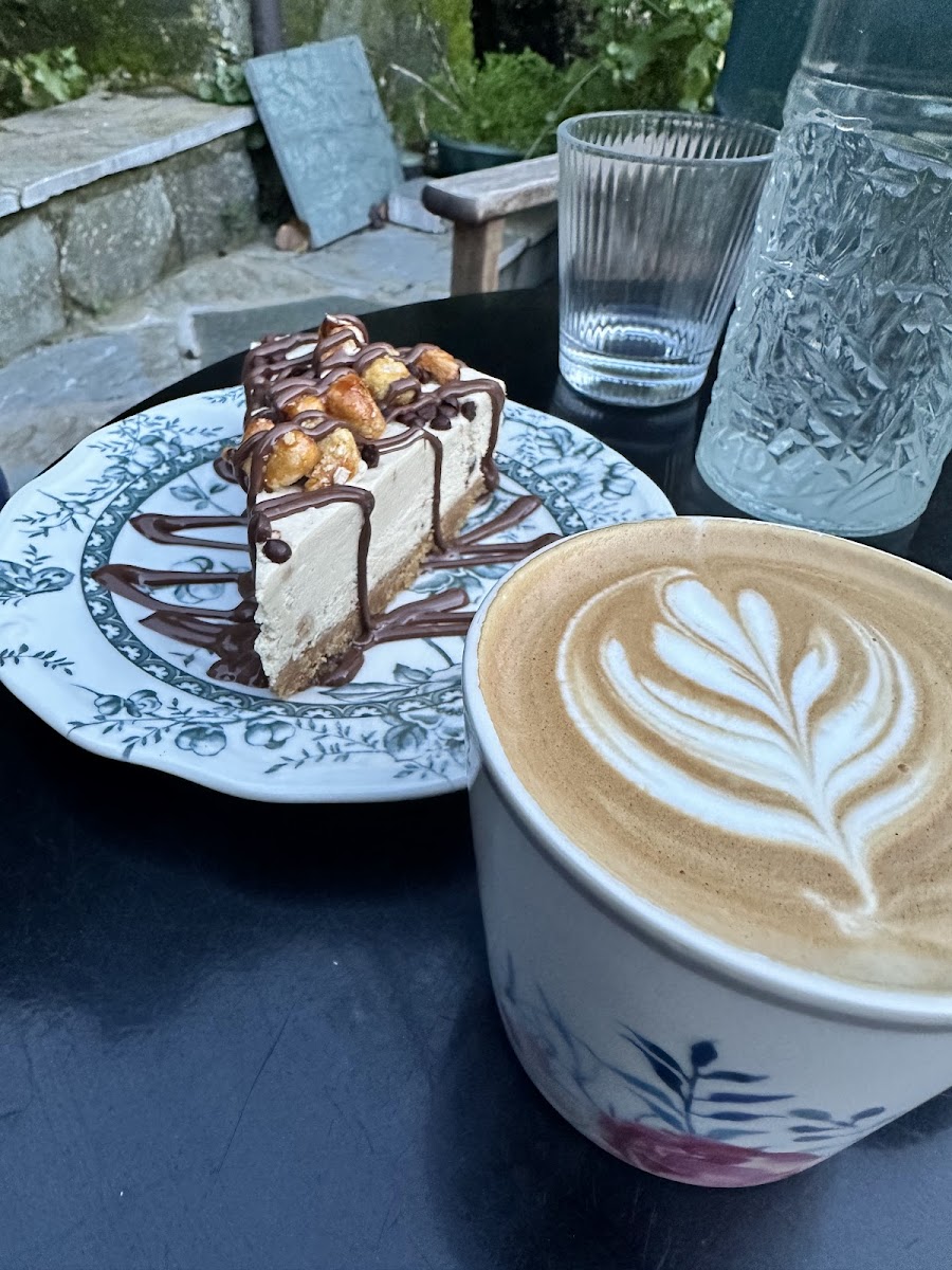 Kedros Cafe Bistrot - 9