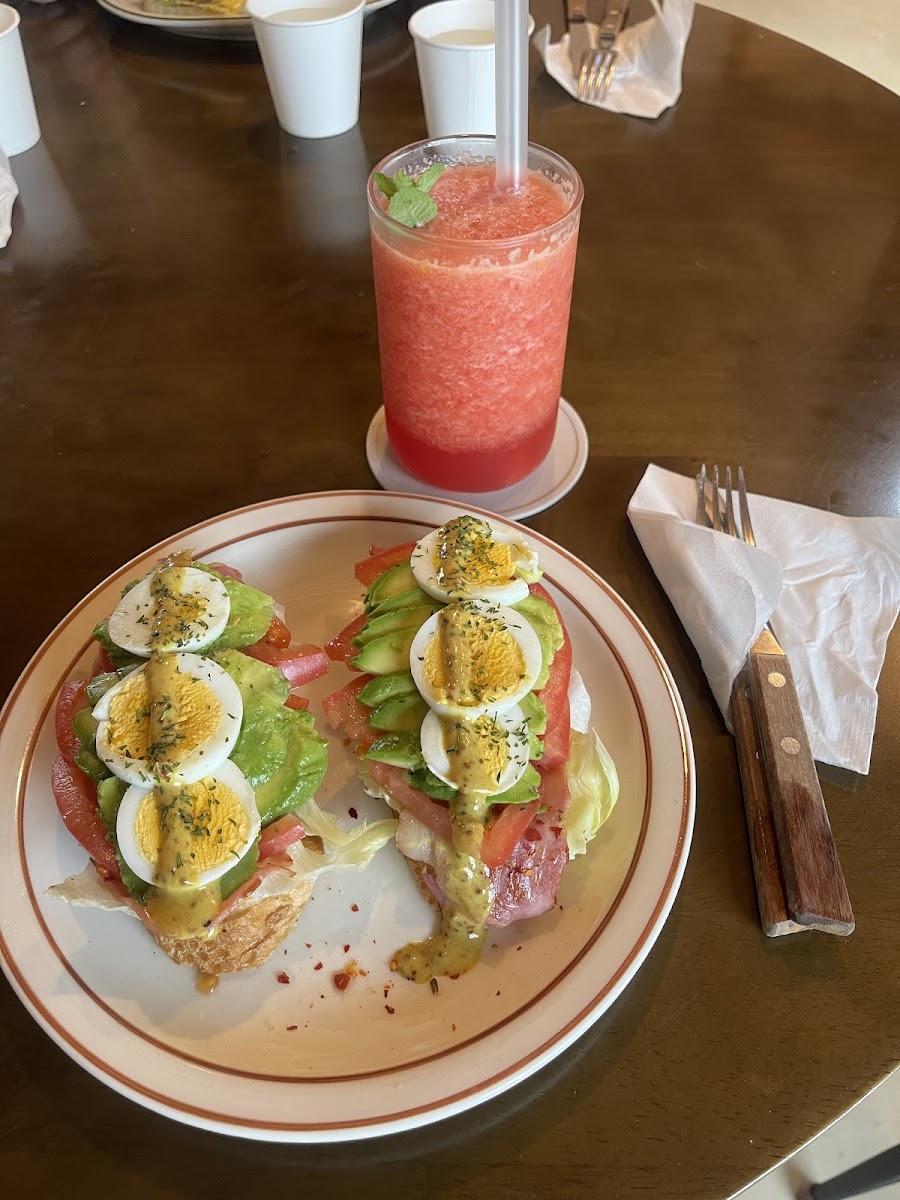 Cafe Holli - 5