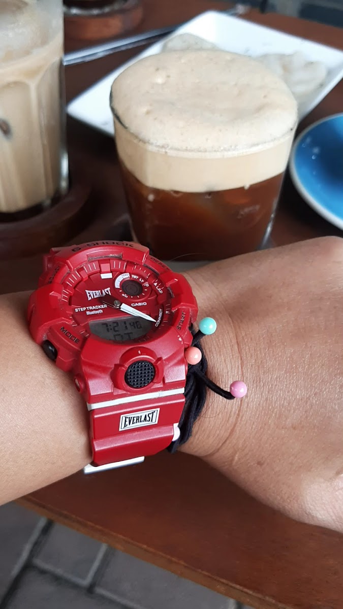 Must Break Coffee & Eatery - 2