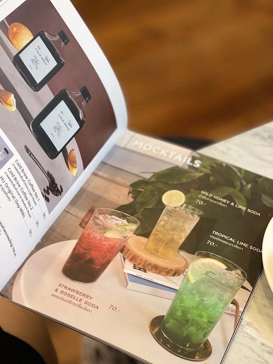 Payaq Gallery Cafe & Bar พยัคฆ์ แกลเลอรี คาเฟ่ แอนด์ บาร์ - 4