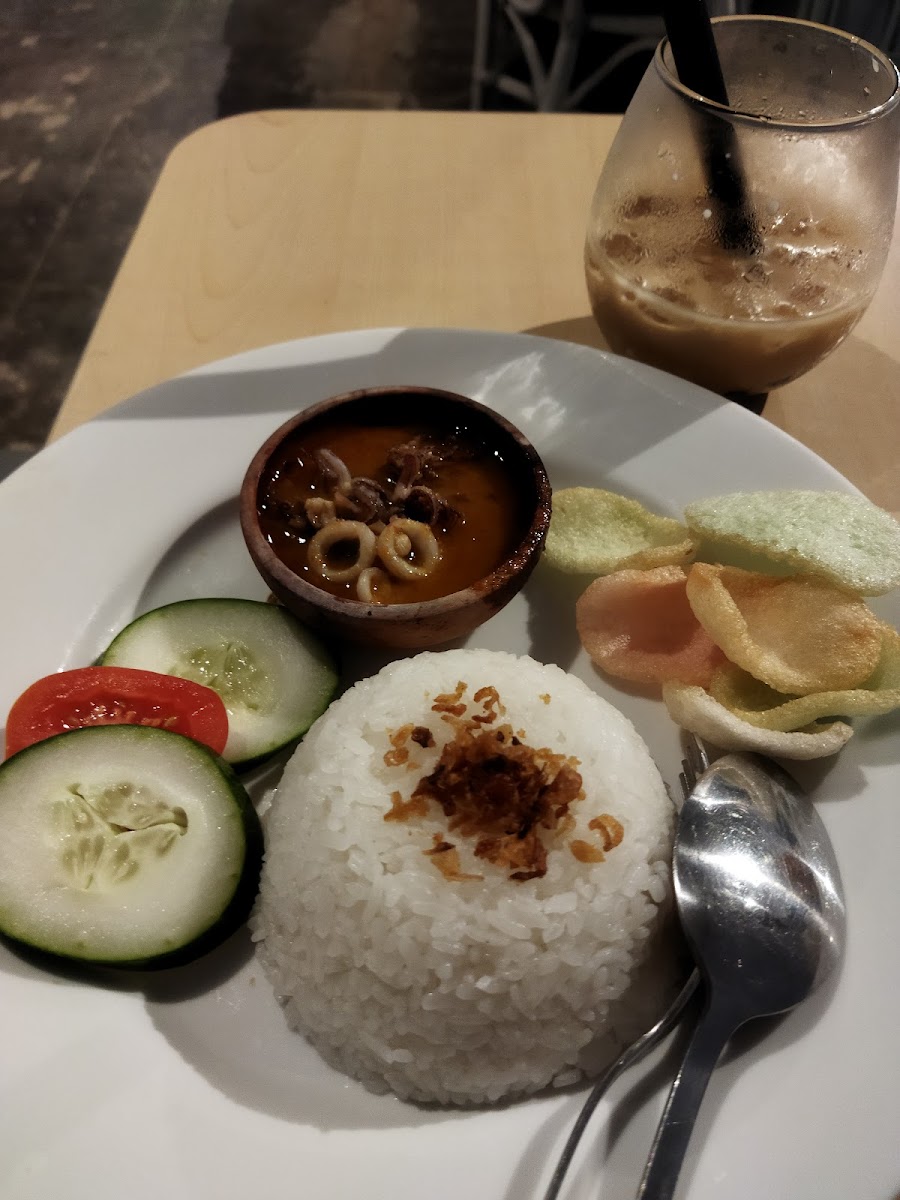 The Praya Cafe & Eatery - 10