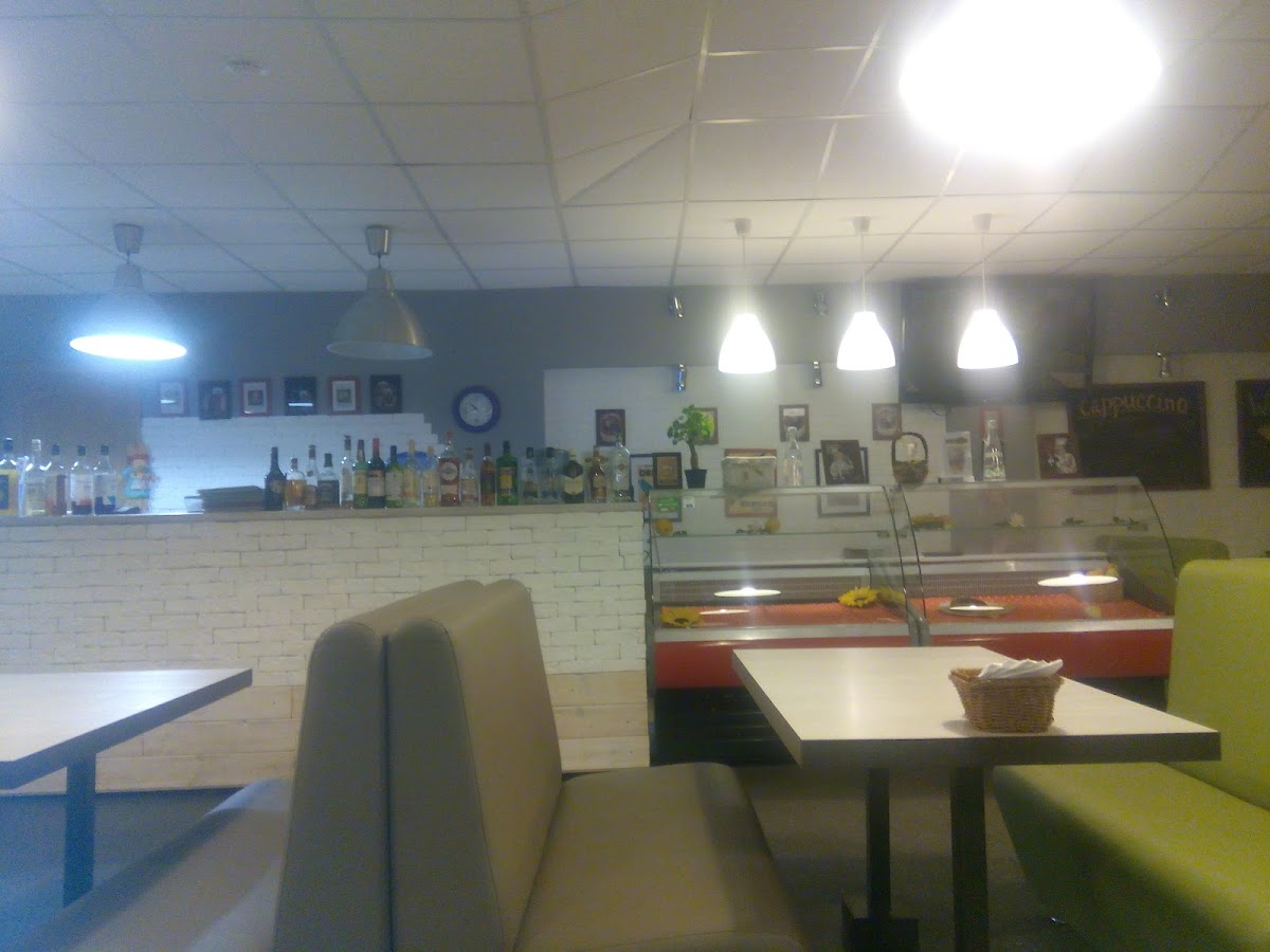 Cafe 'Cappuccino in the alley' - 10