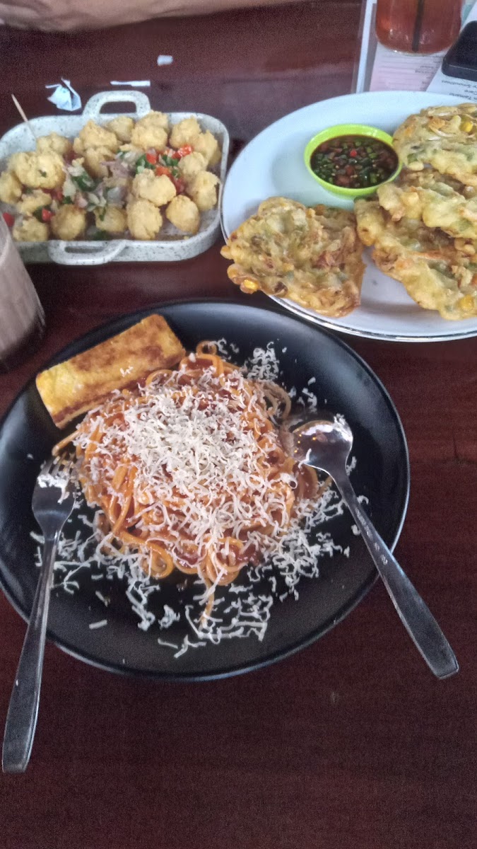 Cafe Mlipir Kali - 6