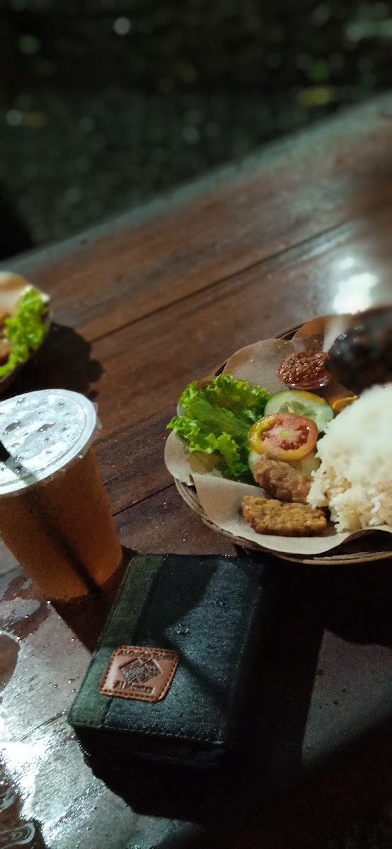 Cafe Mlipir Kali - 9