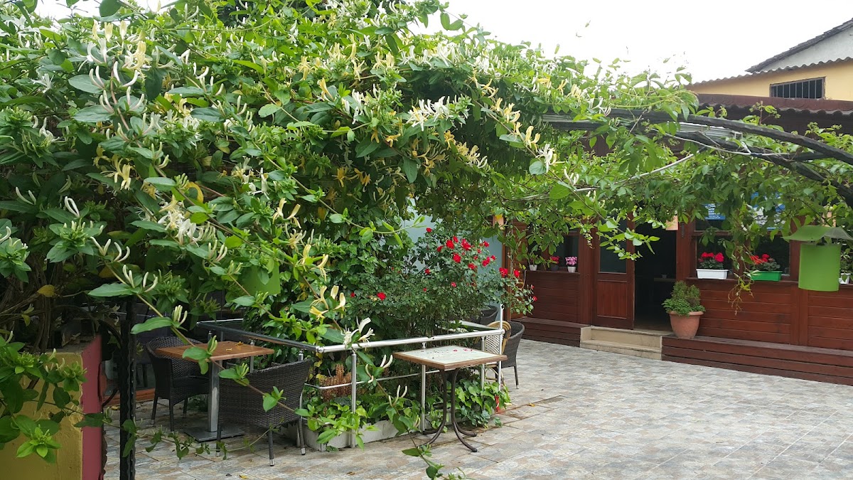 Paradise Cafe Saklı Bahçe Restaurant & Nargile - 4