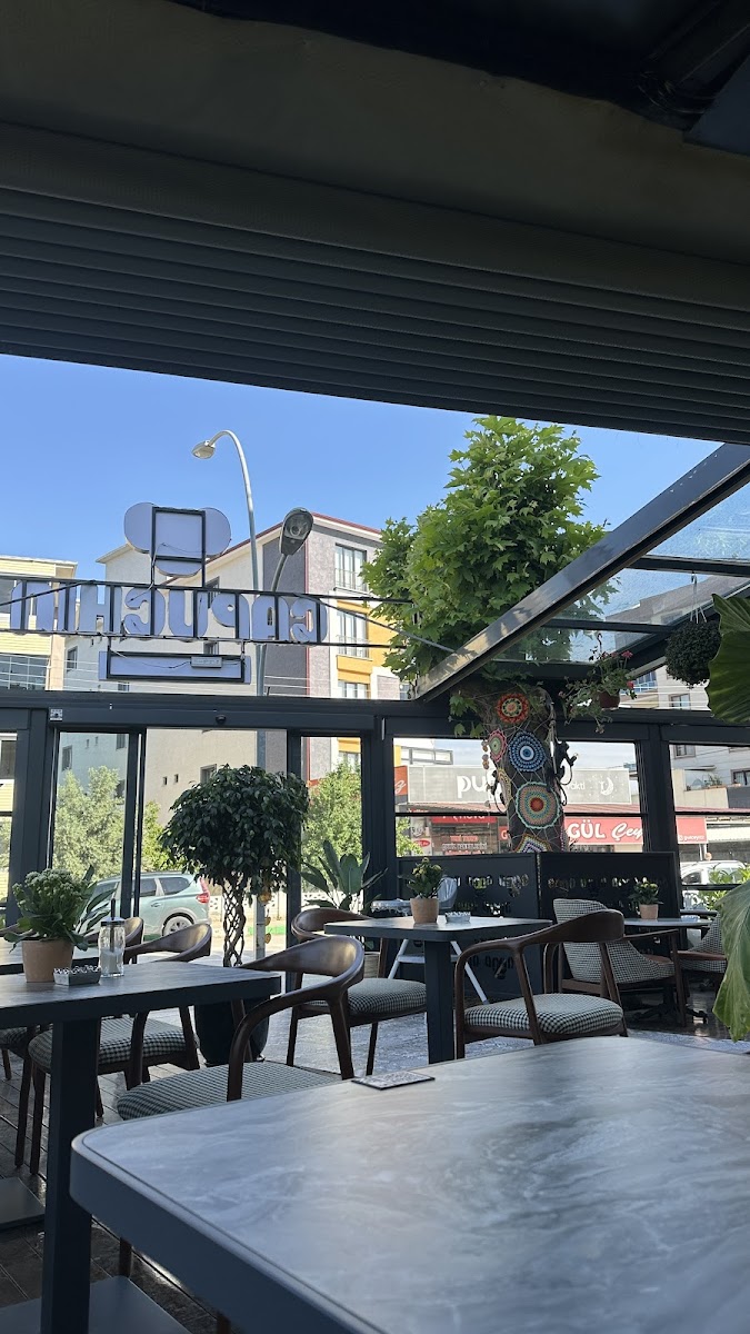 Capuchin Cafe (Yenişehir)