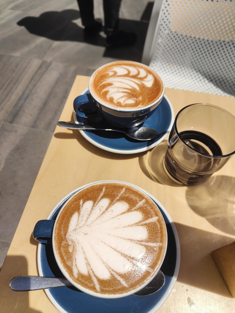 Niche Coffee Eatery - 8