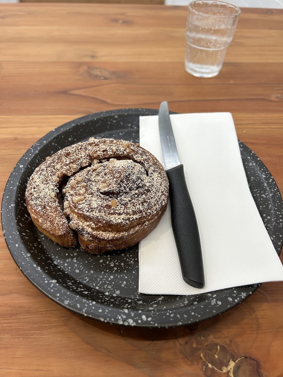 BENCH COFFEE CO. Roastery - 10