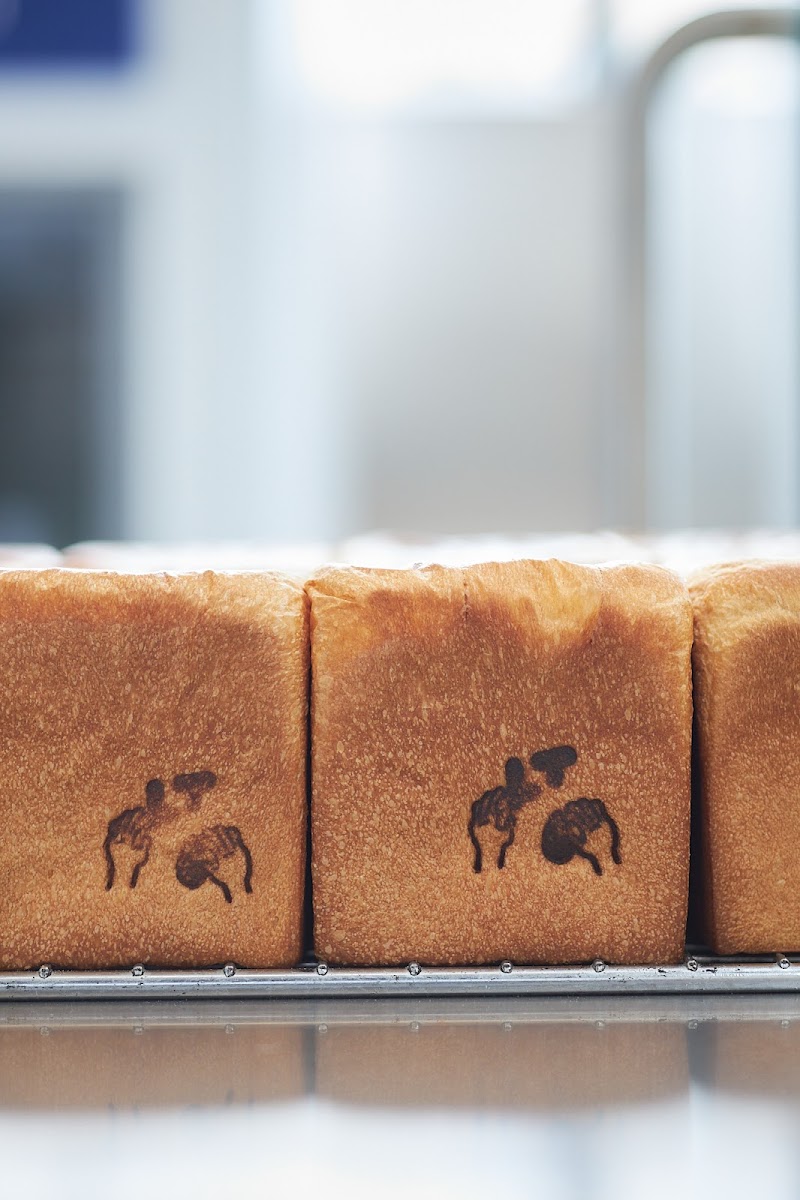 BENCH COFFEE CO. Roastery - 3