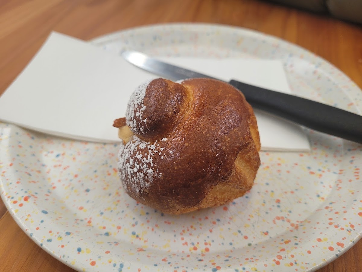 BENCH COFFEE CO. Roastery - 6