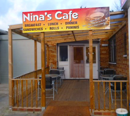 Nina's Cafe