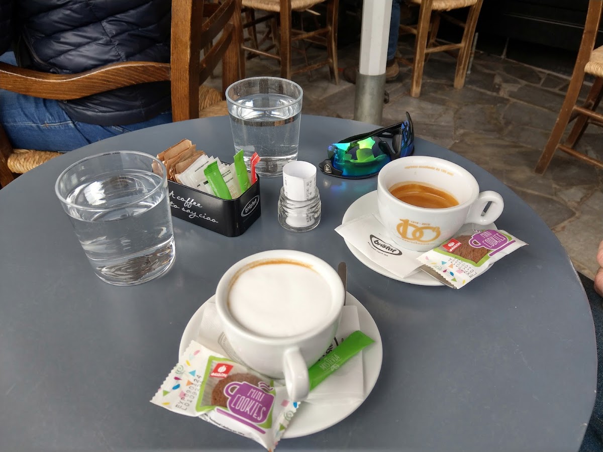 Café «Tο Kentron» - 7