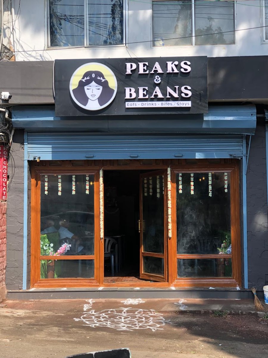 Peaks & Beans Cafe
