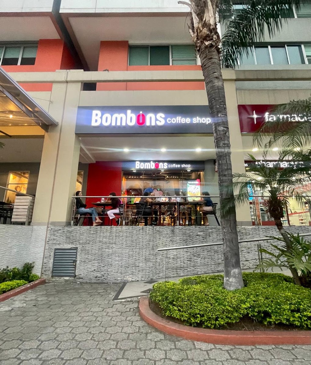 Bombons Coffee Shop - Hopital Kennedy