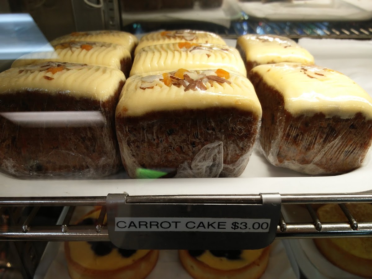 Hollywood Bakery & Cafe - 4