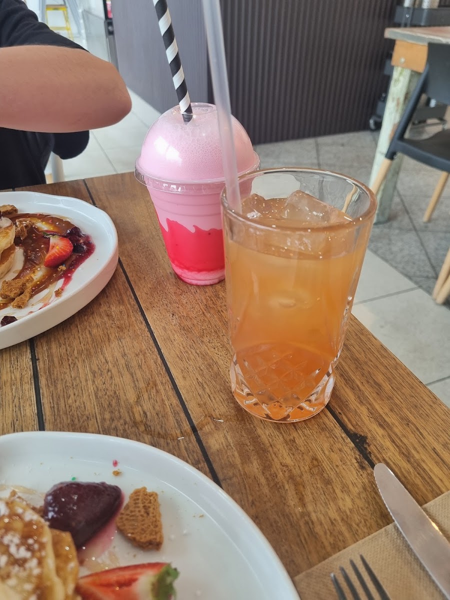 The high end cafe - 5