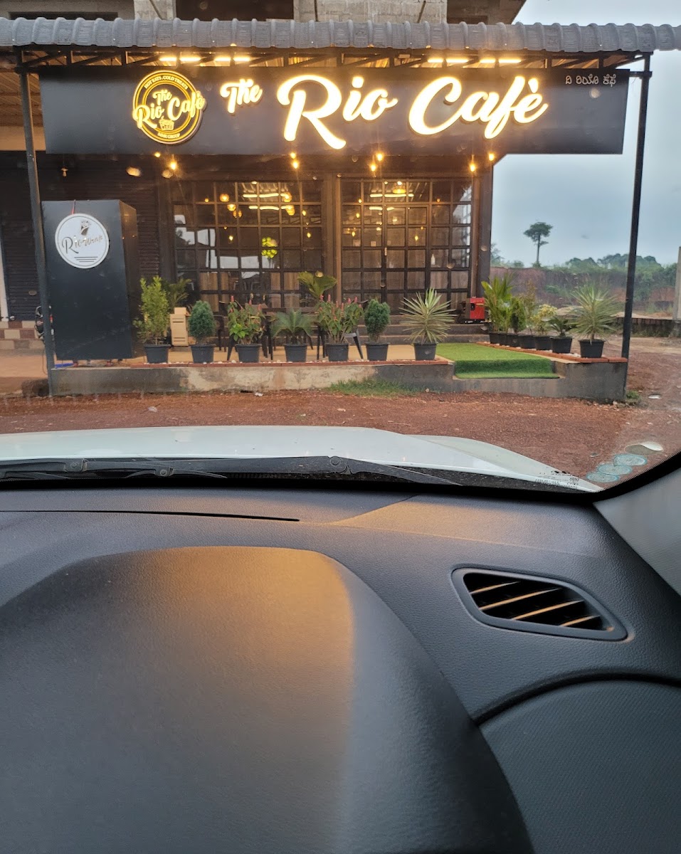 THE RIO CAFE PANEMANGALORE