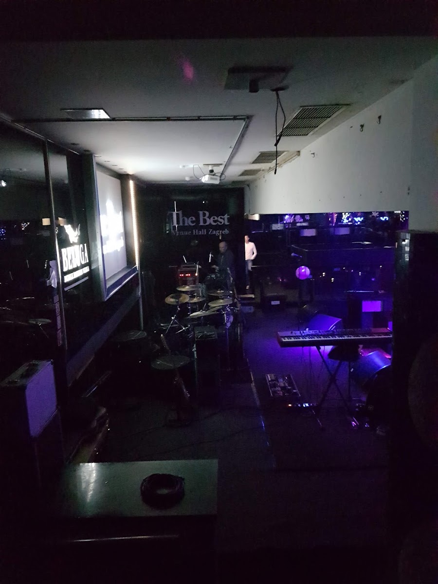 Best club and cafe - 3